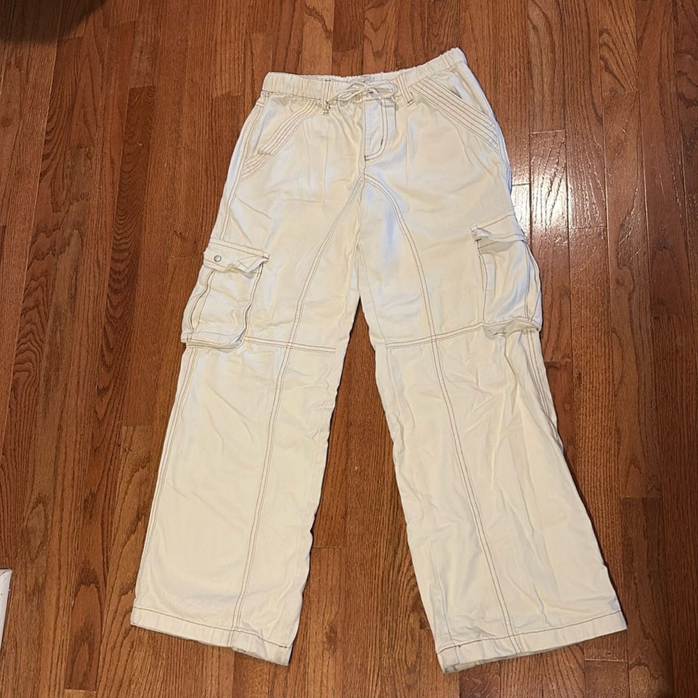 Pacsun cream baggy cargo pants. Size small
